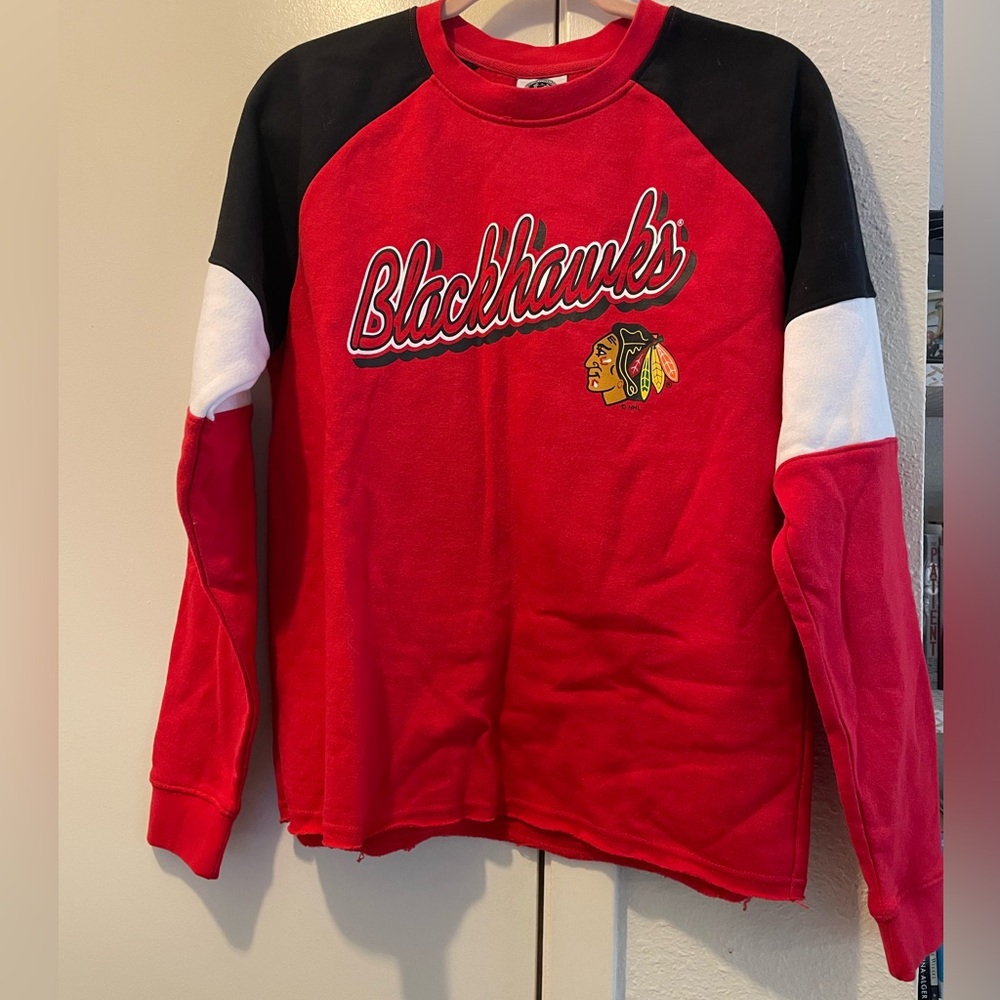 NHL Blackhawks sweatshirt
